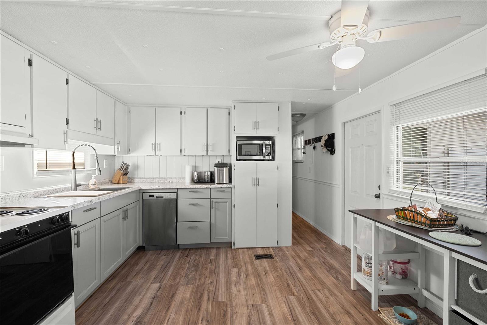 BETMAR ACRES - Residential