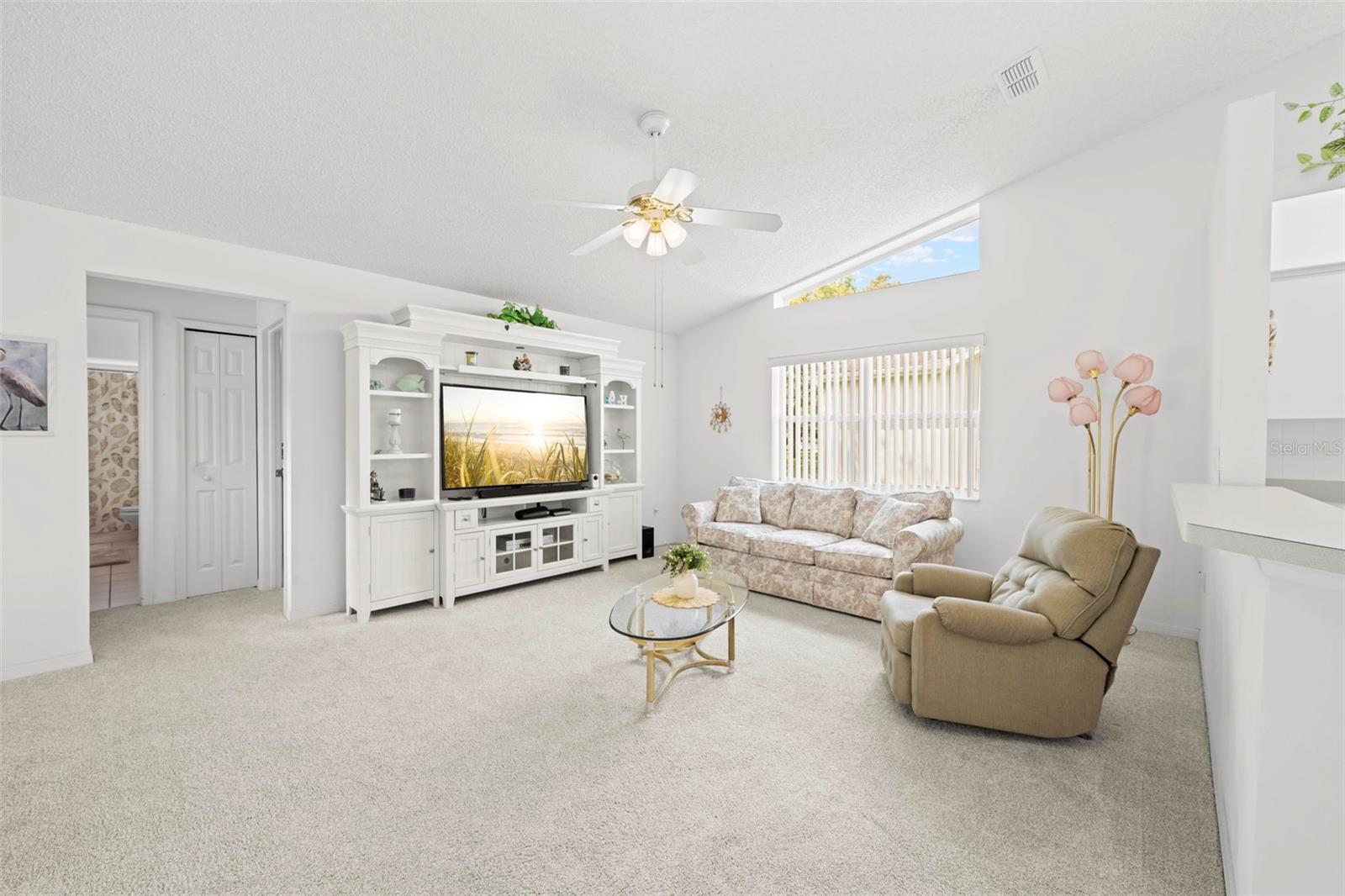 WELLINGTON AT SEVEN HILLS PH 1 - Residential