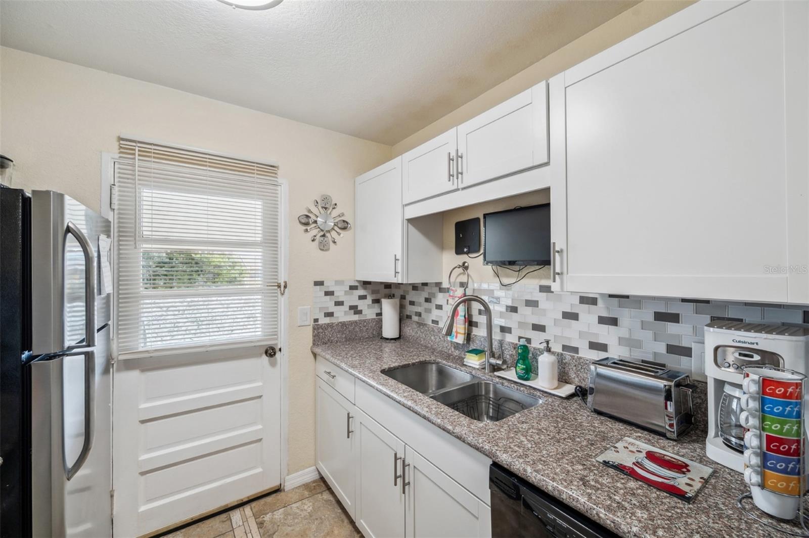 WASHINGTON SQUARE AT CLEARWATER CONDO - Residential Lease