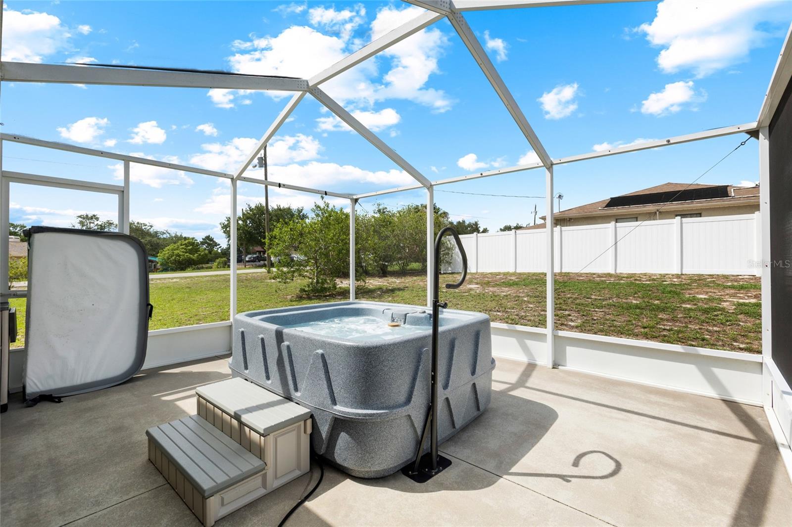 SPRING HILL - Residential