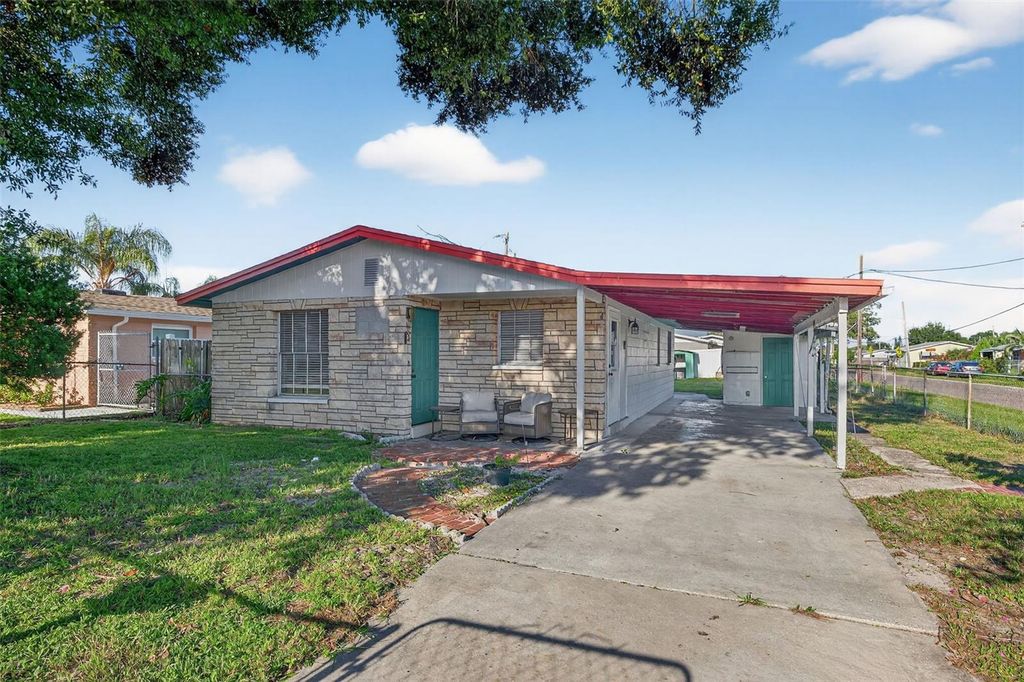 Photo of 6624 N Hubert Avenue, Tampa, FL 33614 (MLS # TB8432944)