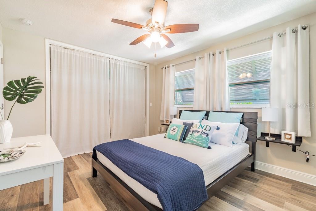 VILLAGE GREEN OF BRADENTON - Residential