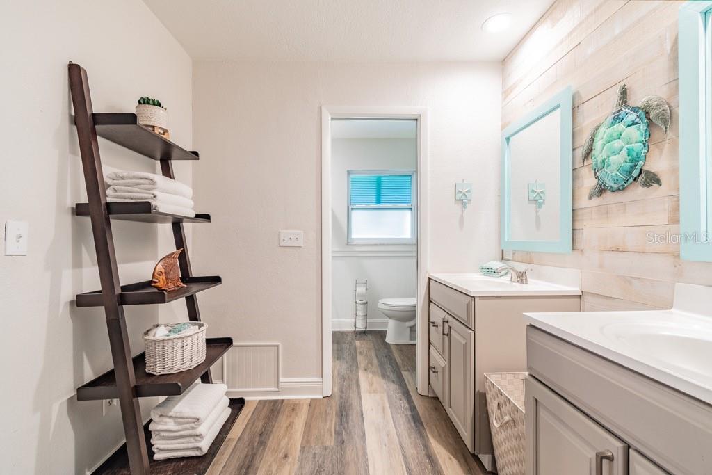 VILLAGE GREEN OF BRADENTON - Residential