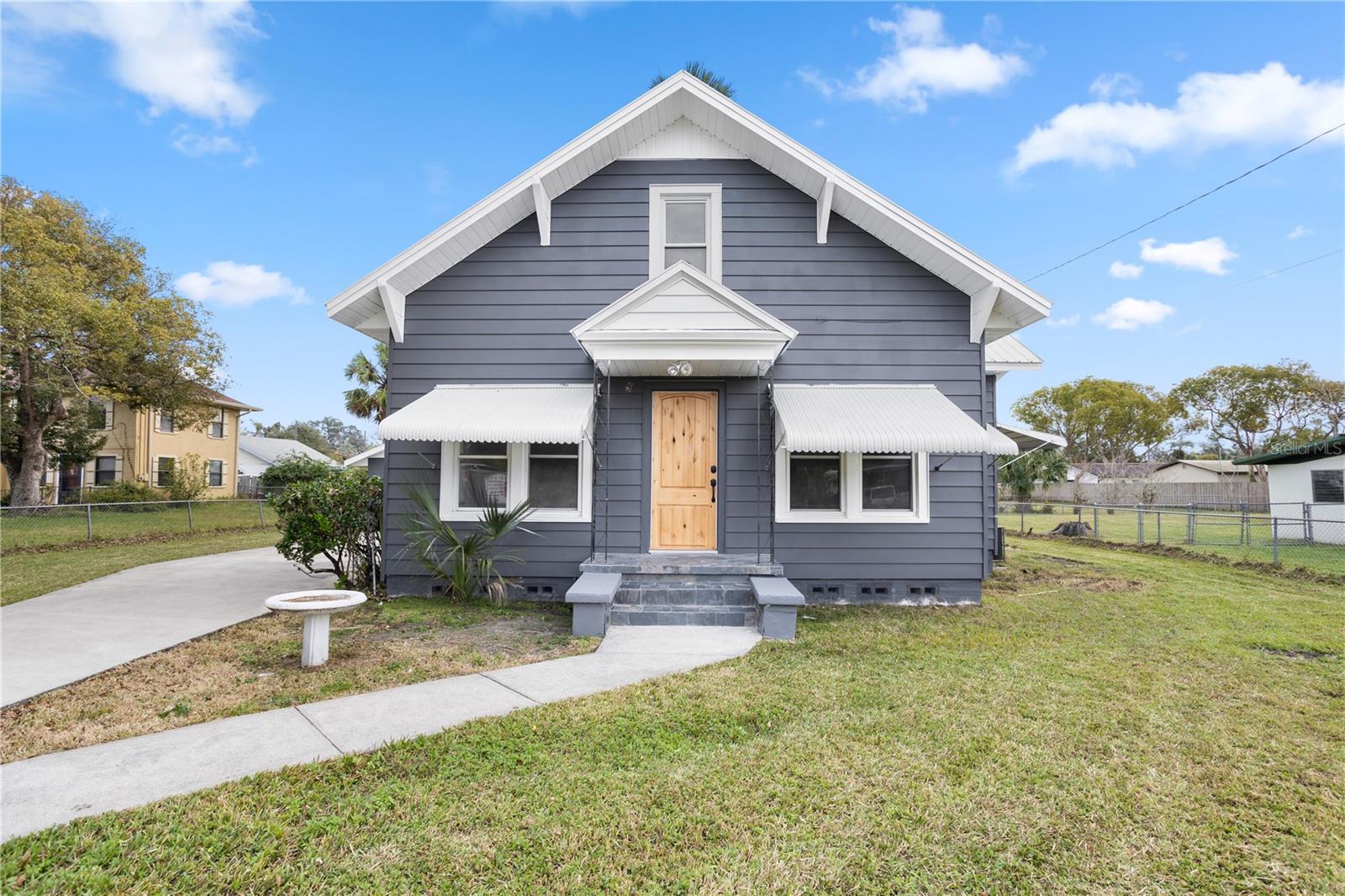 119 LEON AVENUE