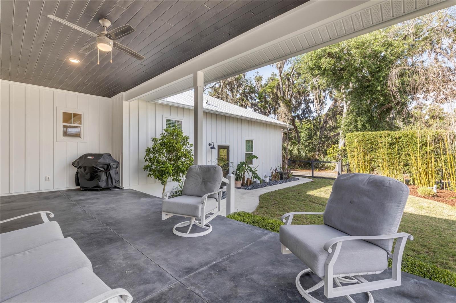 FLORIDA DAYS PH 3 - Residential