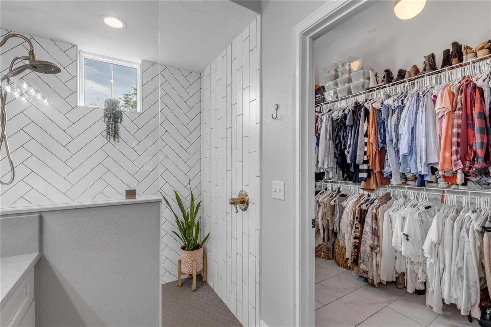 FLORIDA DAYS PH 3 - Residential