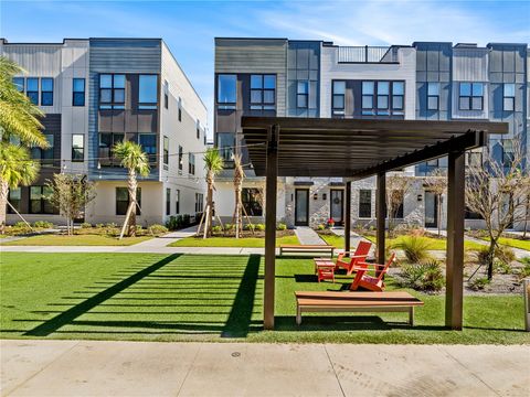Photo of 2138 Whitney Marsh Alley, Orlando, FL 32804 (MLS # O6354014)
