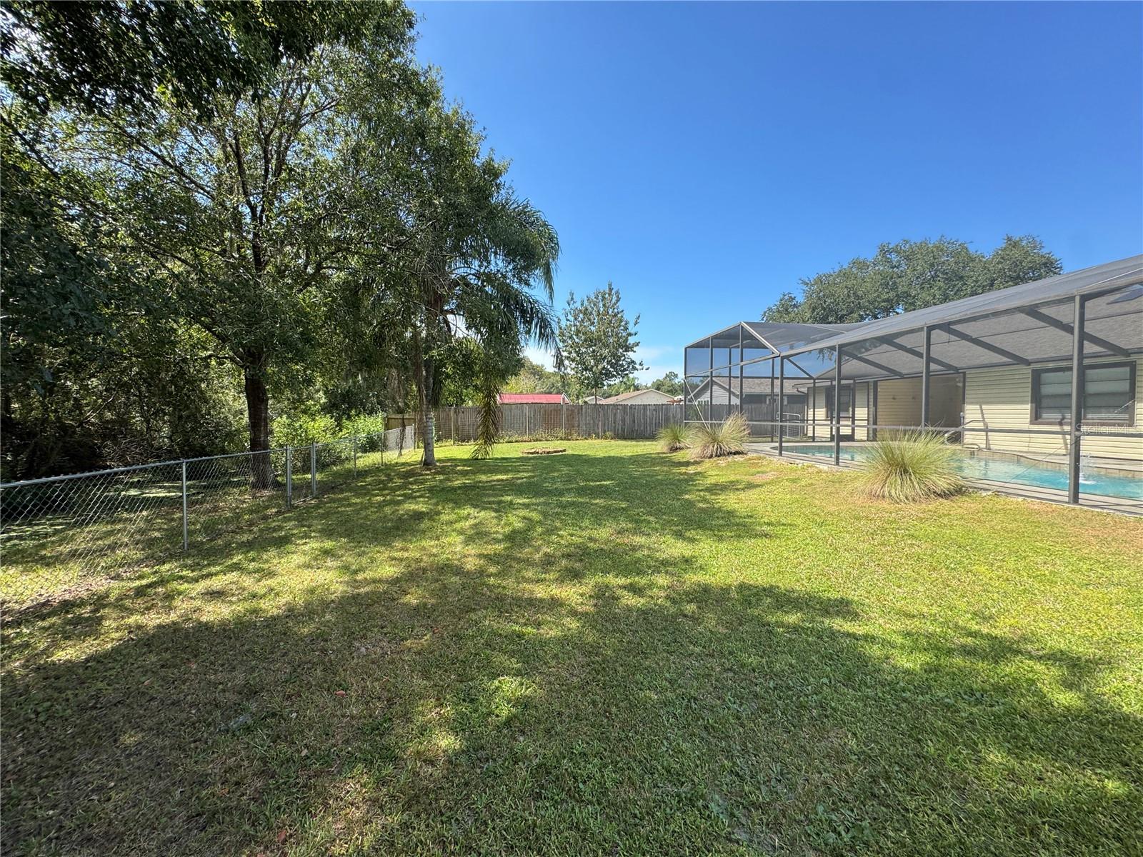 LAKEWOOD ESTATES - Residential Lease