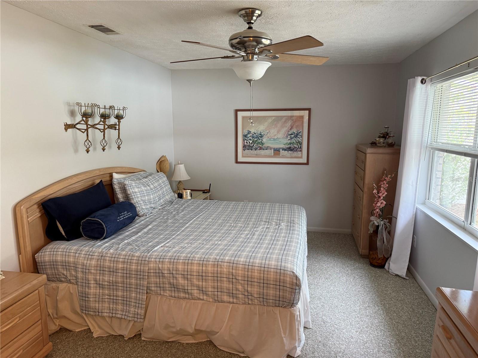 PRESIDENTIAL MANOR - Residential