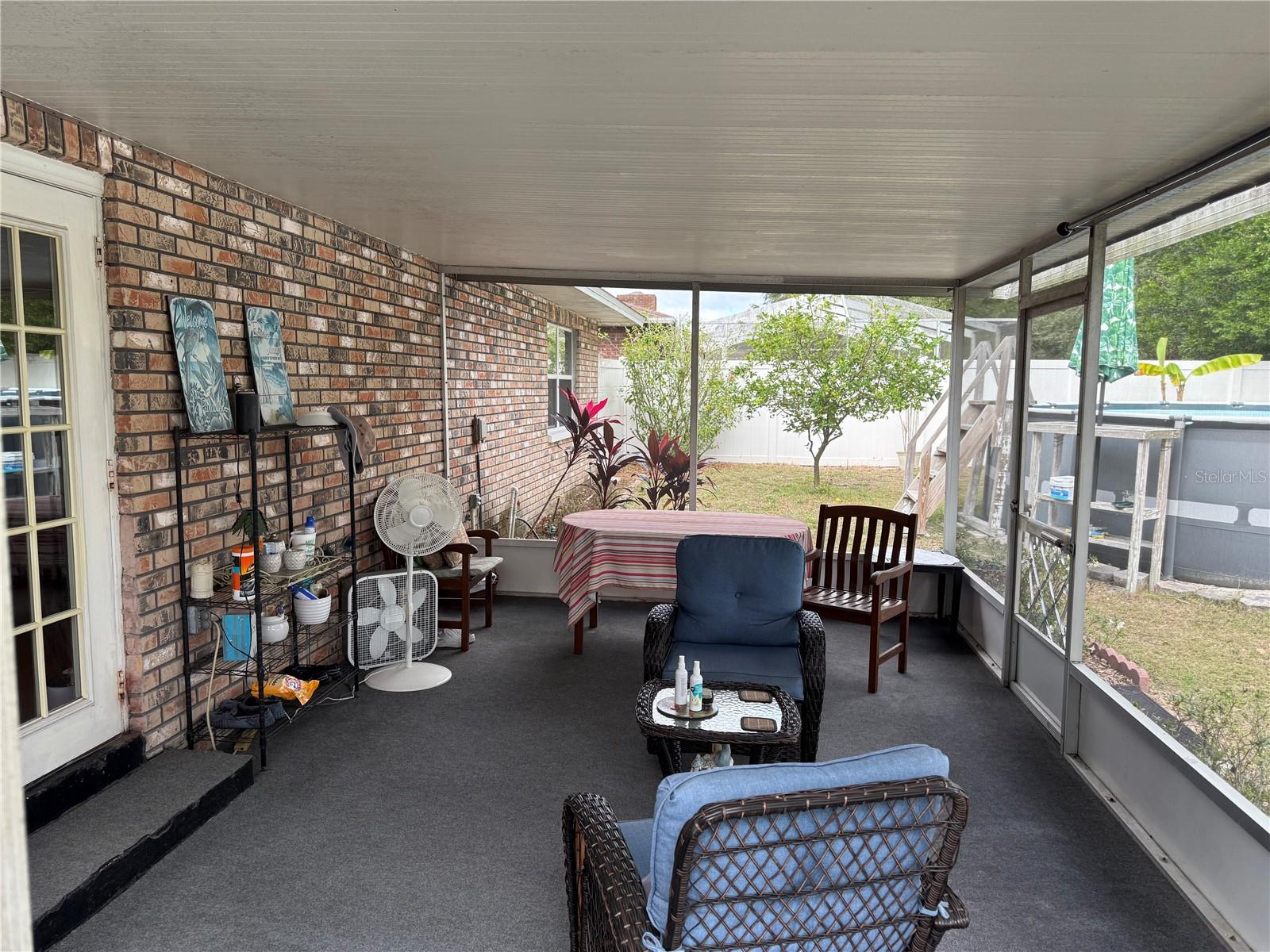 PRESIDENTIAL MANOR - Residential