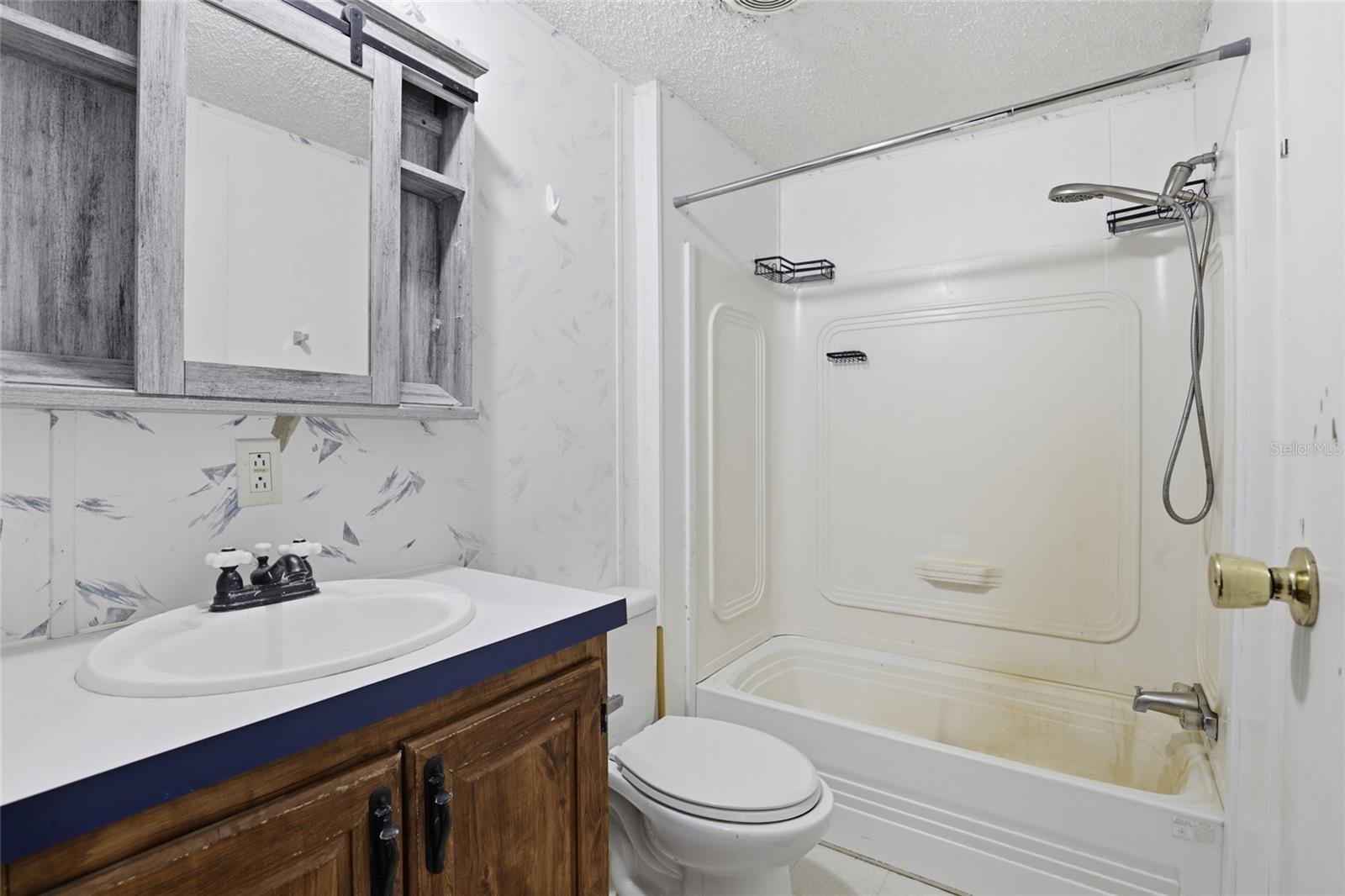 FLORIDA OAK FOREST - Residential