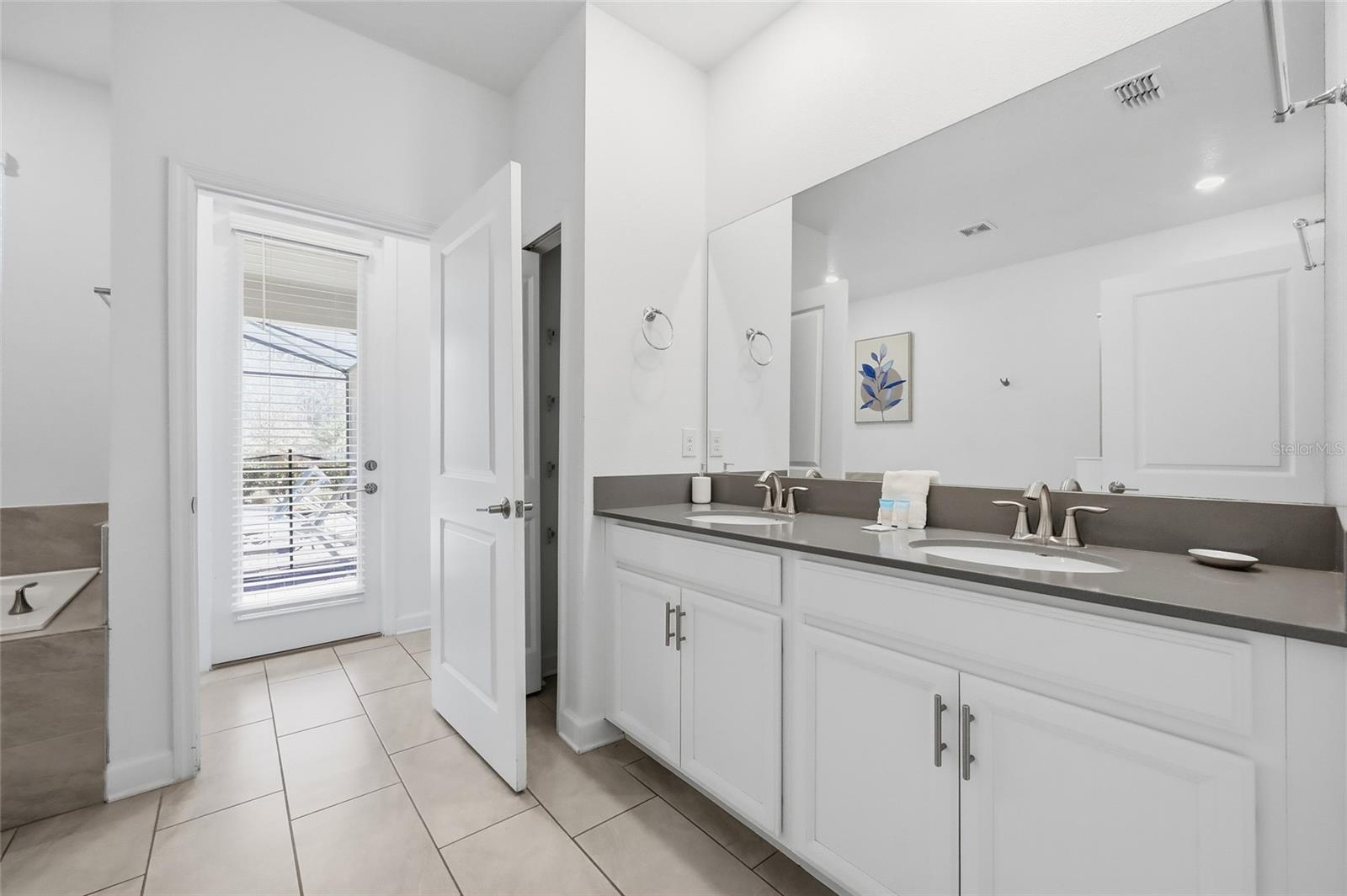 COVE AT STOREY LAKE 4 - Residential