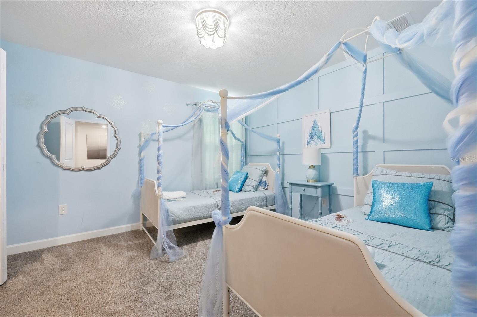 COVE AT STOREY LAKE 4 - Residential