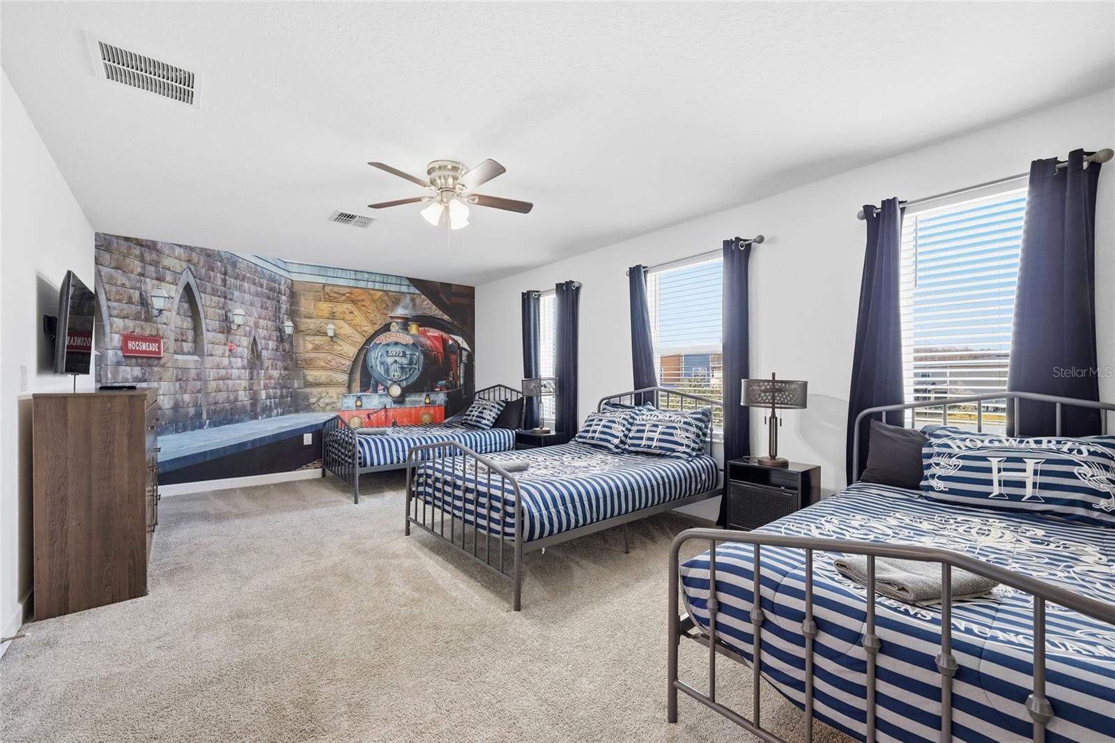 COVE AT STOREY LAKE 4 - Residential