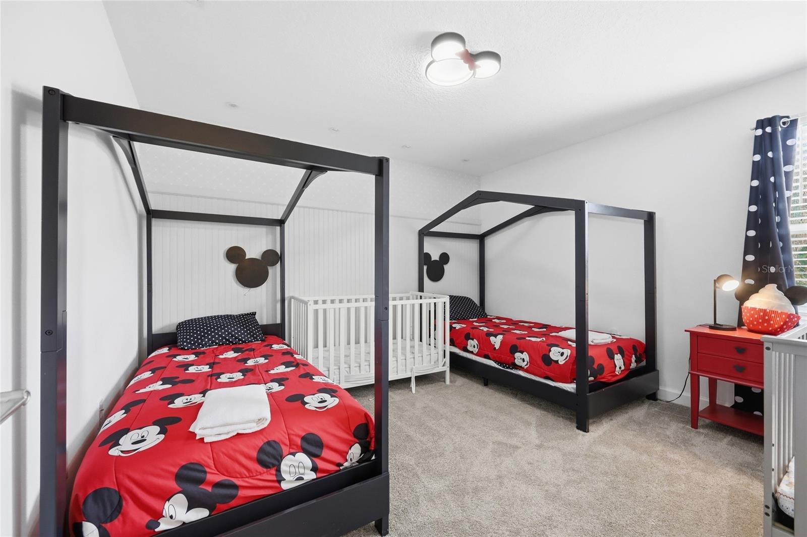 COVE AT STOREY LAKE 4 - Residential