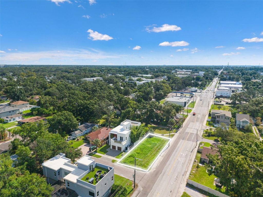 Photo of 2701 N Myrtle Avenue, Tampa, FL 33602 (MLS # TB8420776)