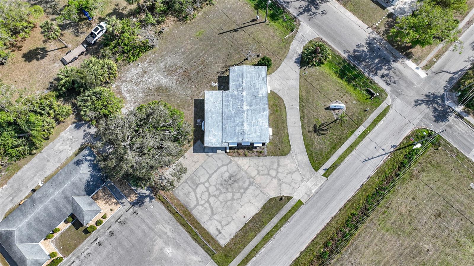 GILCHRISTS & BALDWINS SUB - Commercial Sale