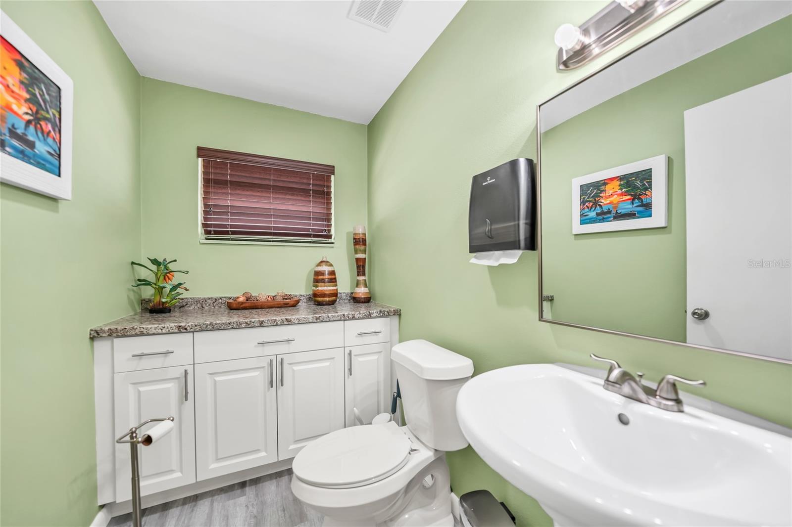 GILCHRISTS & BALDWINS SUB - Commercial Sale