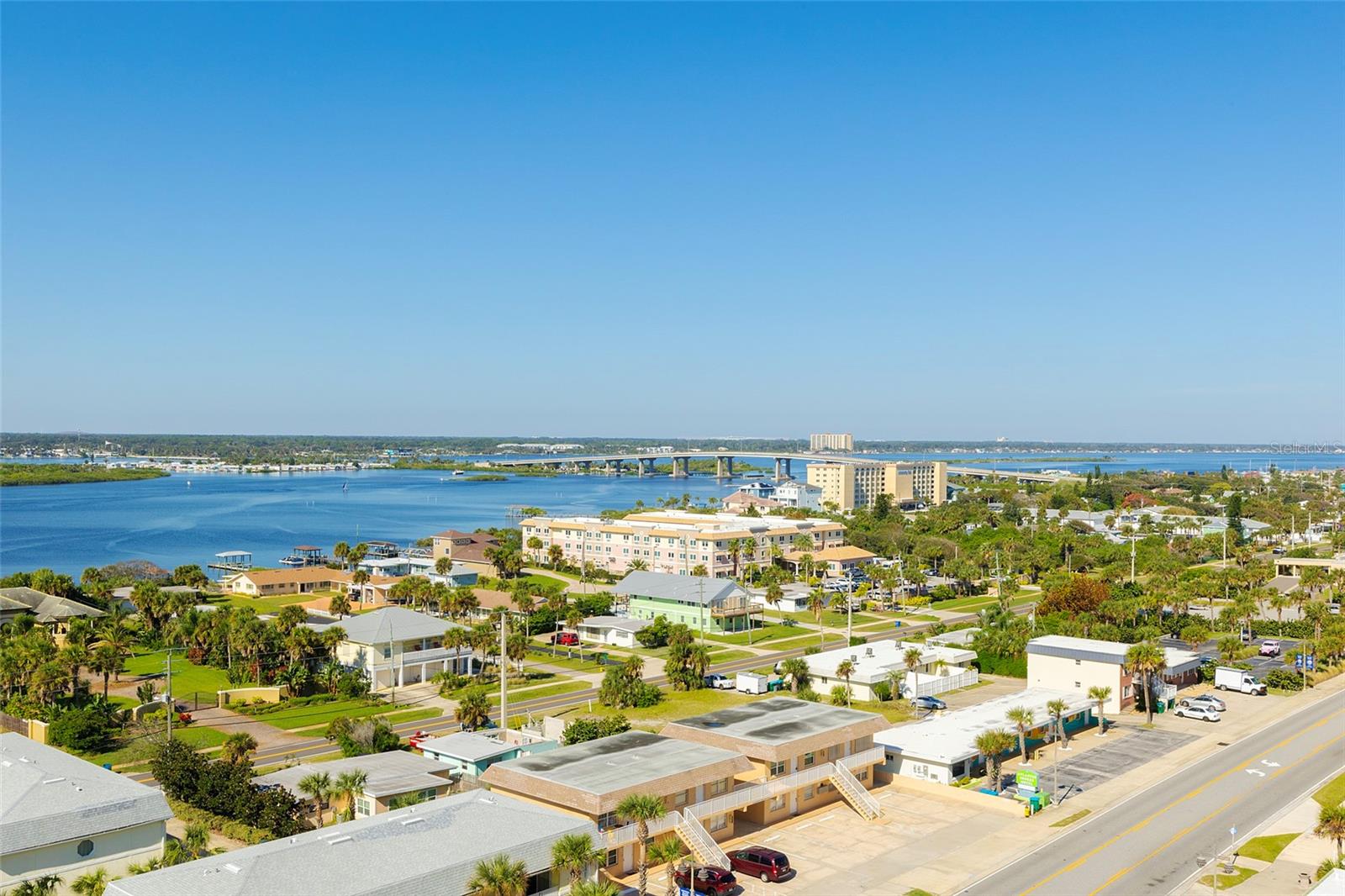 SALIDA DEL SOL - Residential