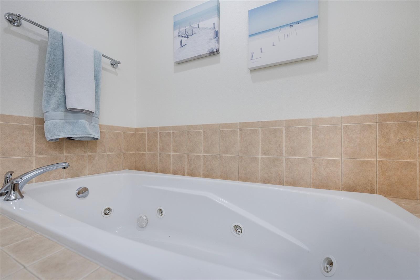 SALIDA DEL SOL - Residential