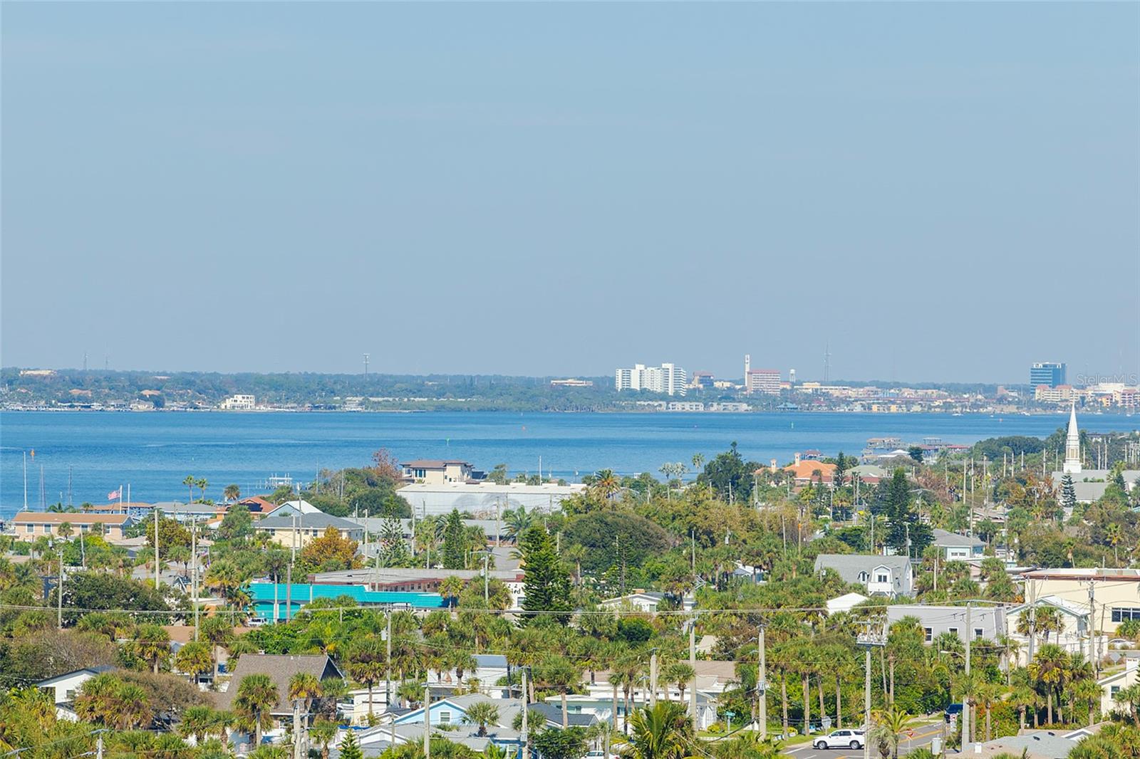 SALIDA DEL SOL - Residential