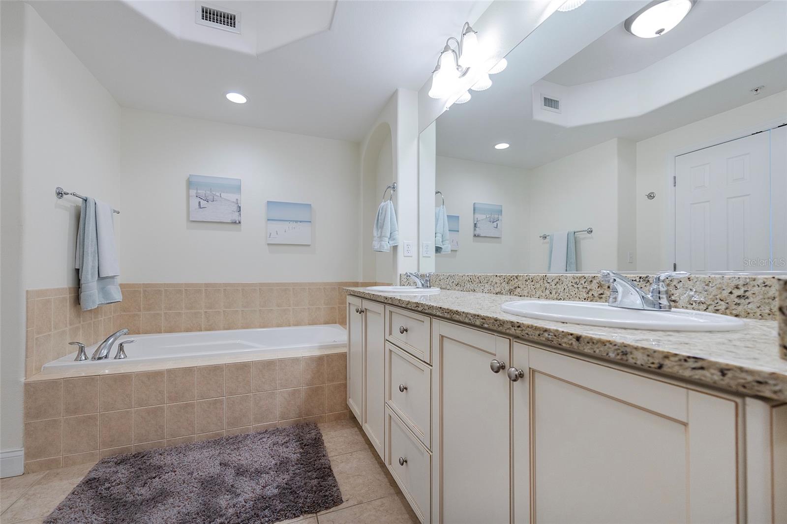 SALIDA DEL SOL - Residential