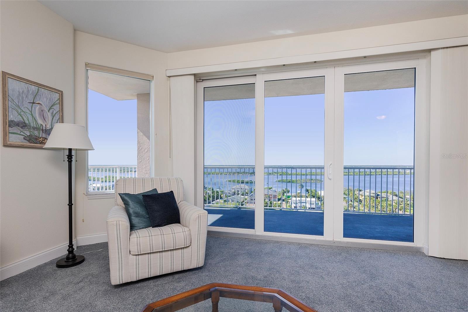 SALIDA DEL SOL - Residential