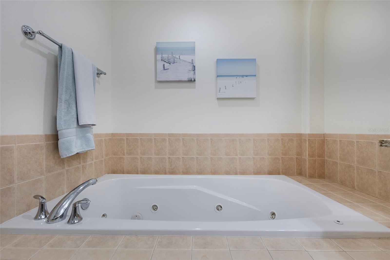 SALIDA DEL SOL - Residential