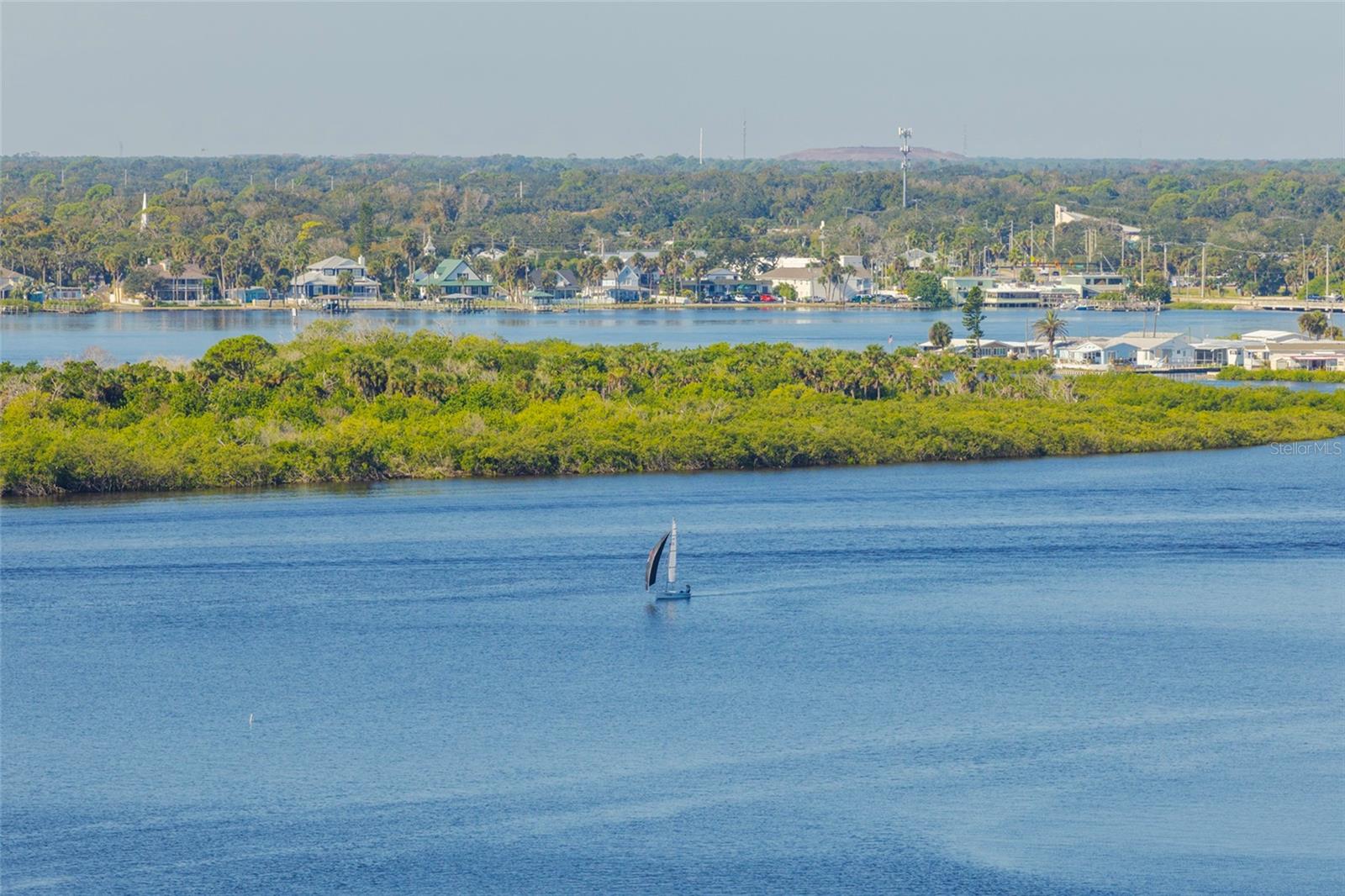 SALIDA DEL SOL - Residential