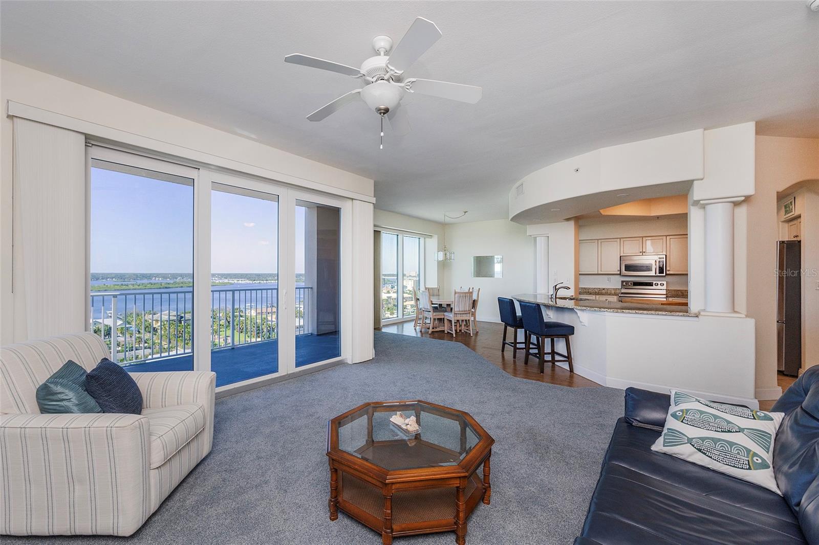 SALIDA DEL SOL - Residential