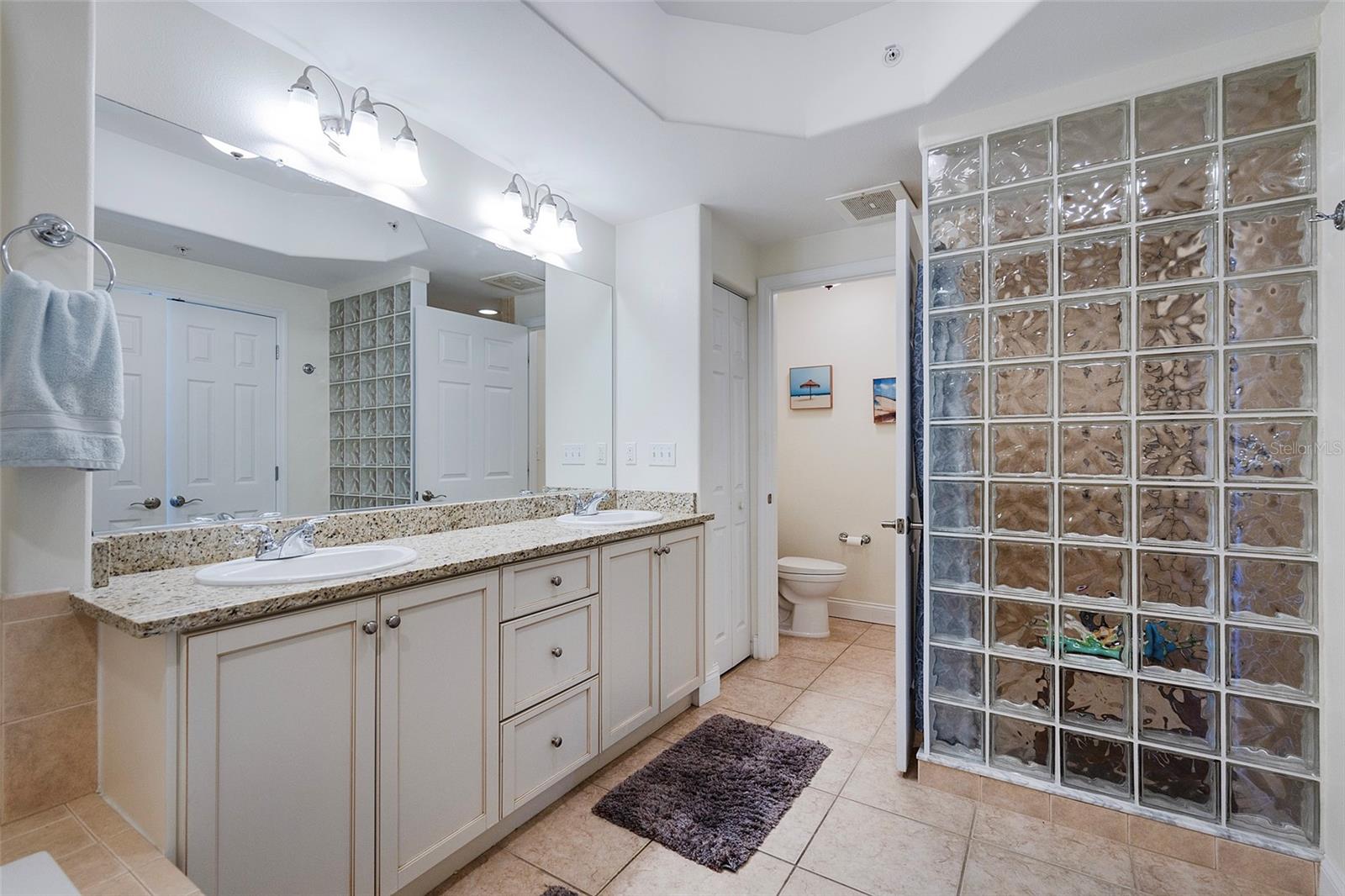 SALIDA DEL SOL - Residential