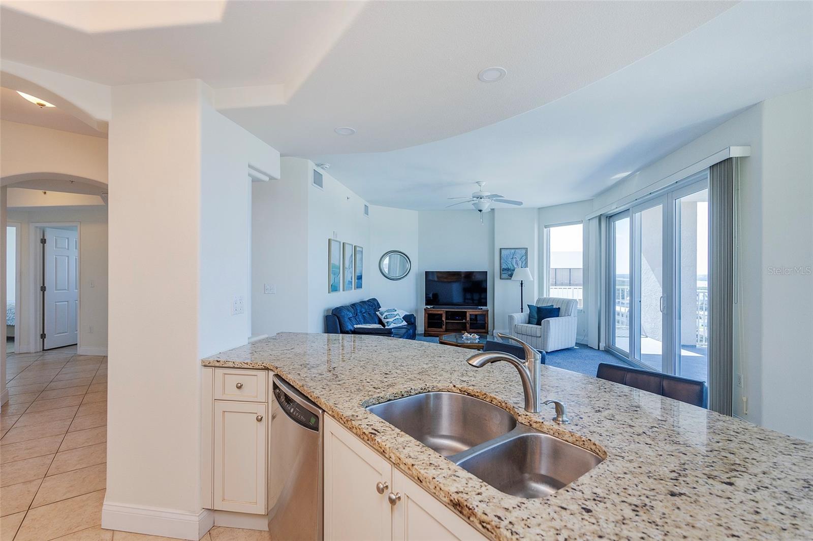 SALIDA DEL SOL - Residential