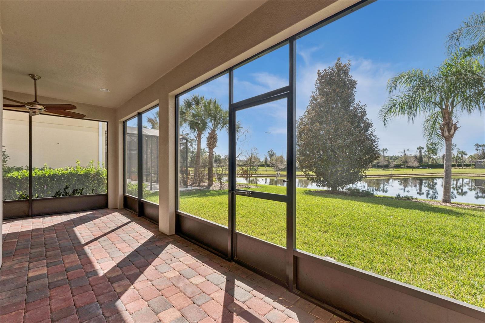 VILLAGEWALK - Residential