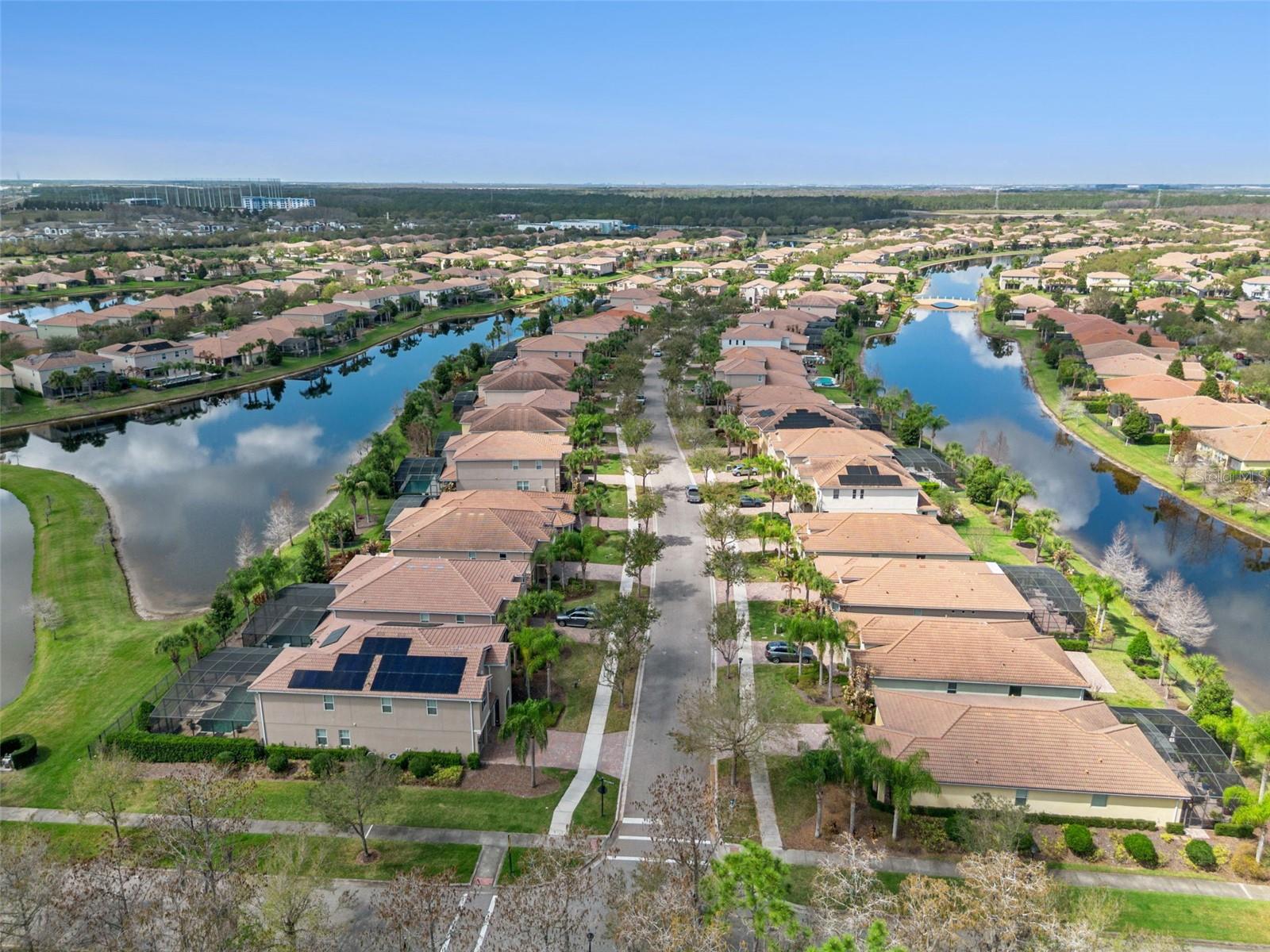 VILLAGEWALK - Residential