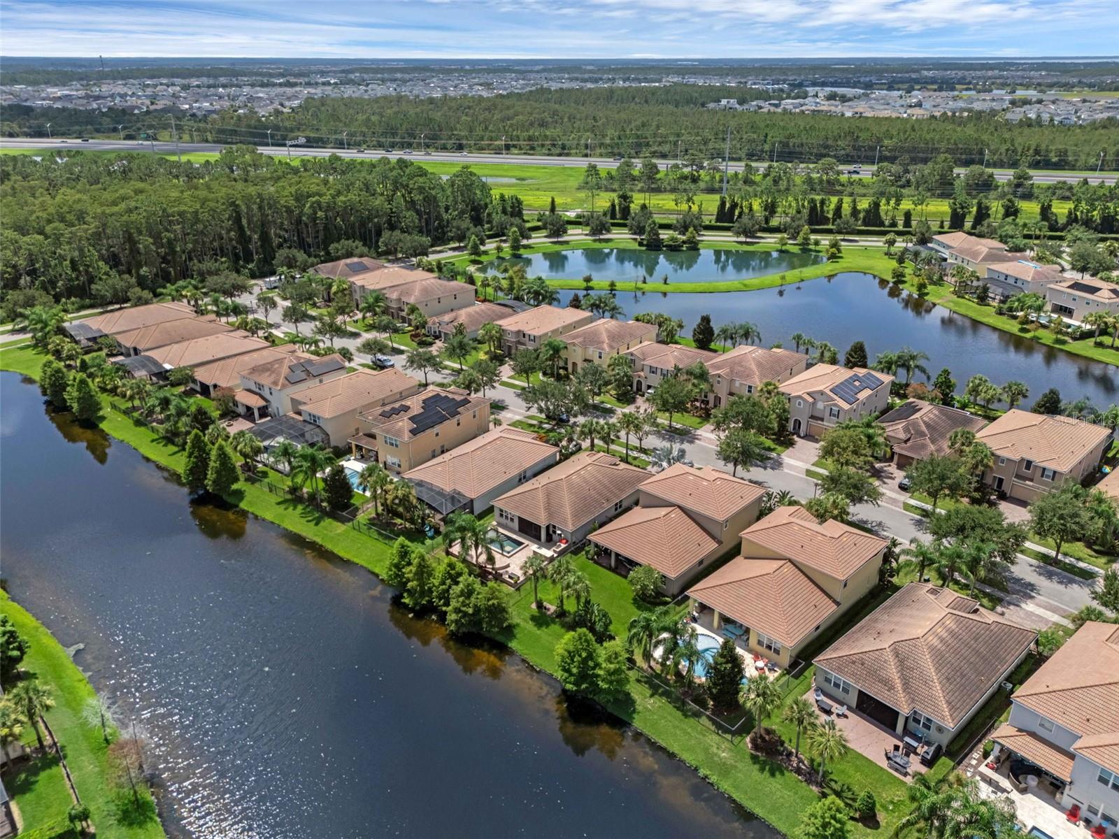 VILLAGEWALK - Residential