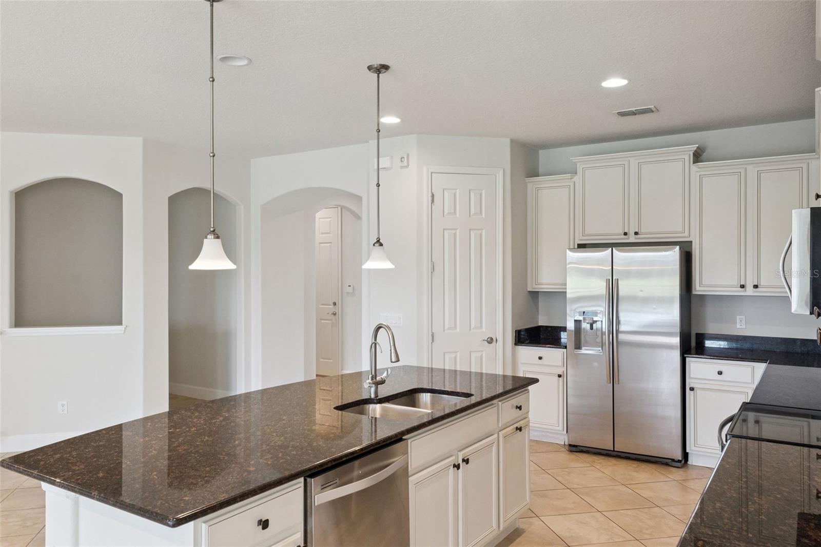 VILLAGEWALK - Residential