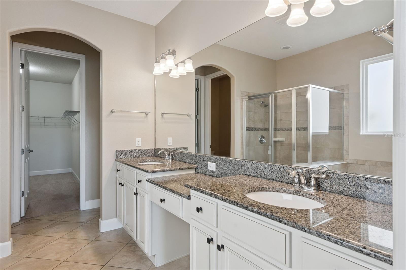 VILLAGEWALK - Residential