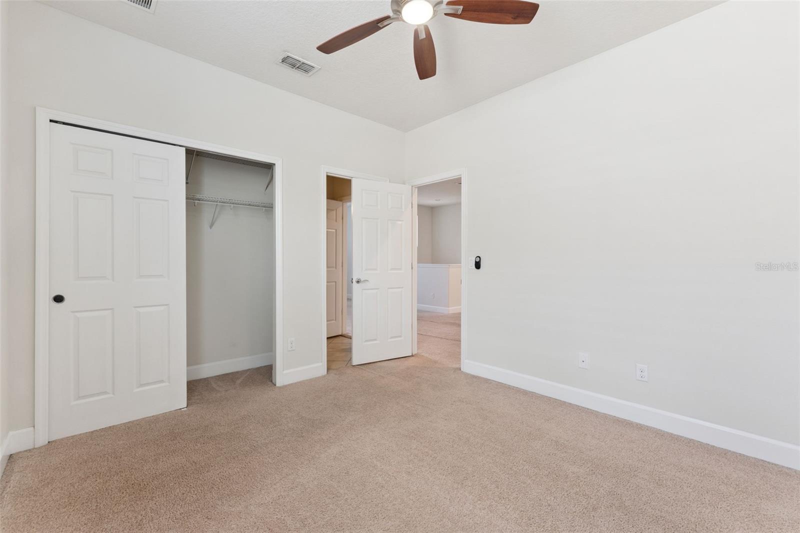 VILLAGEWALK - Residential