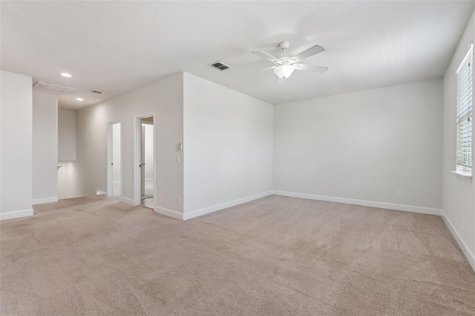 VILLAGEWALK - Residential