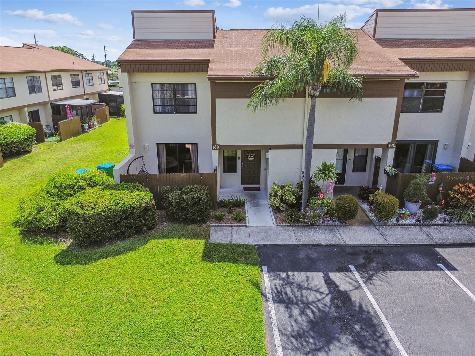 View SEMINOLE, FL 33772 condo