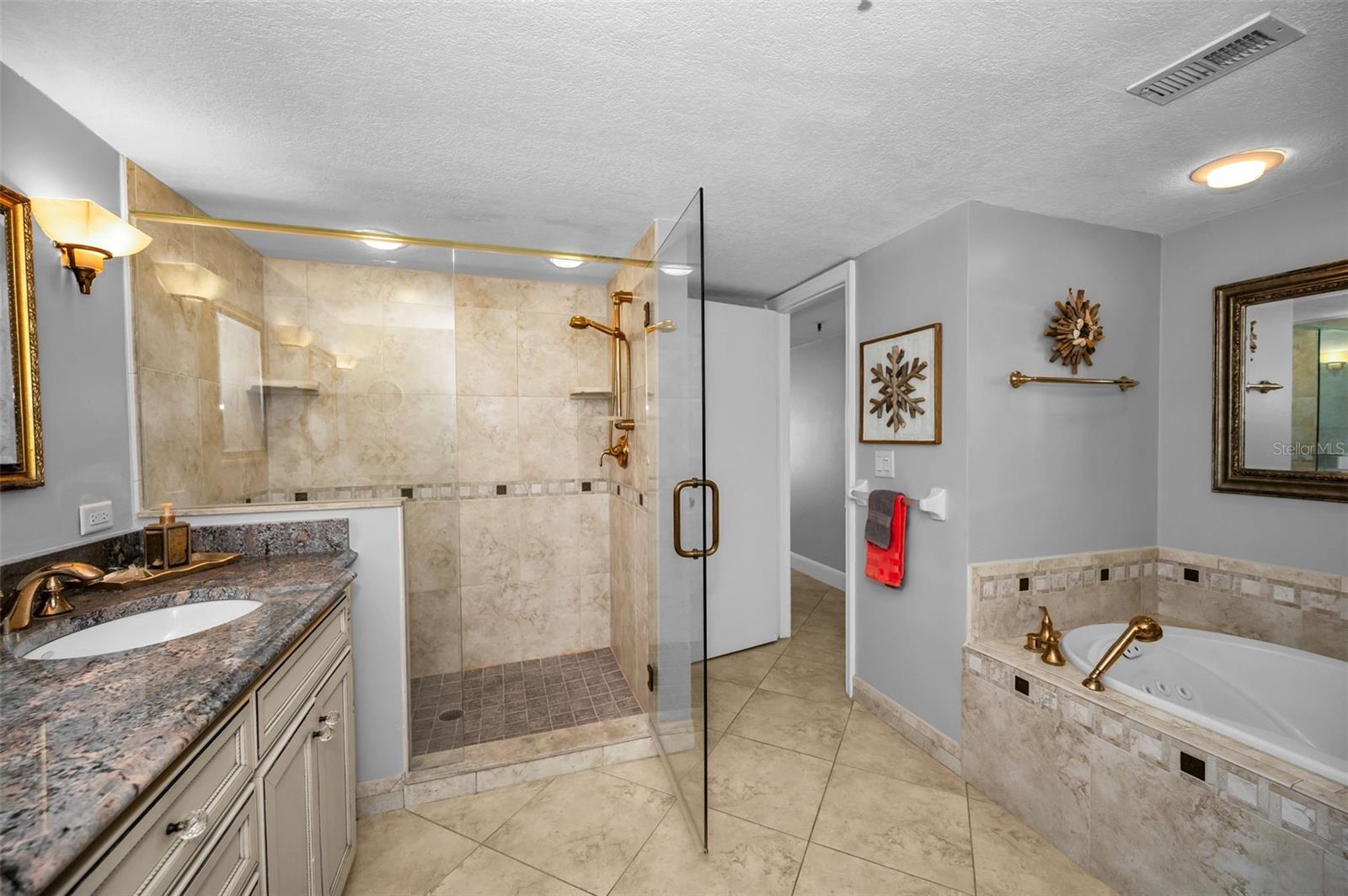 CABANA CLUB CONDO - Residential