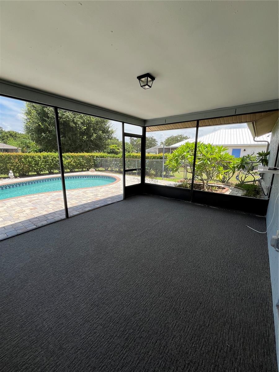 PLANTATION OAKS - Residential