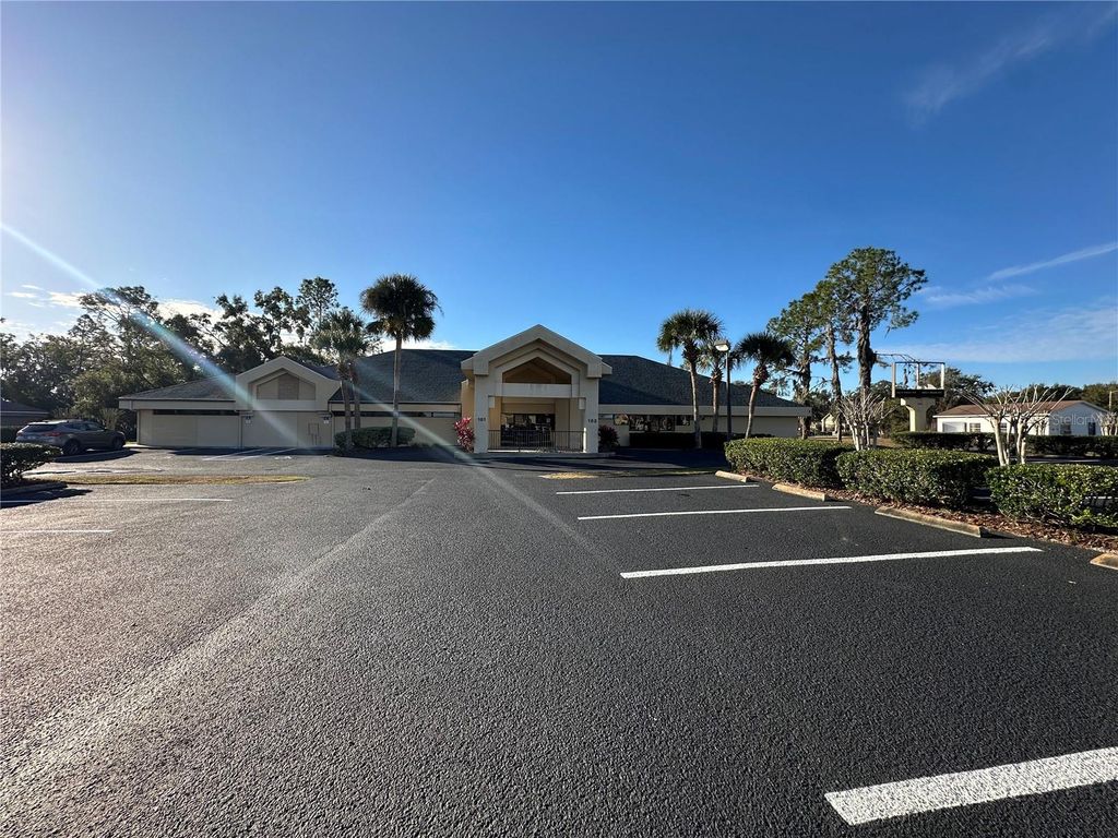 Photo of 640 S Lake Street, Leesburg, FL 34748 (MLS # G5101981)