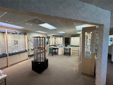 Tiny photo for 640 S Lake Street, Leesburg, FL 34748 (MLS # G5101981)