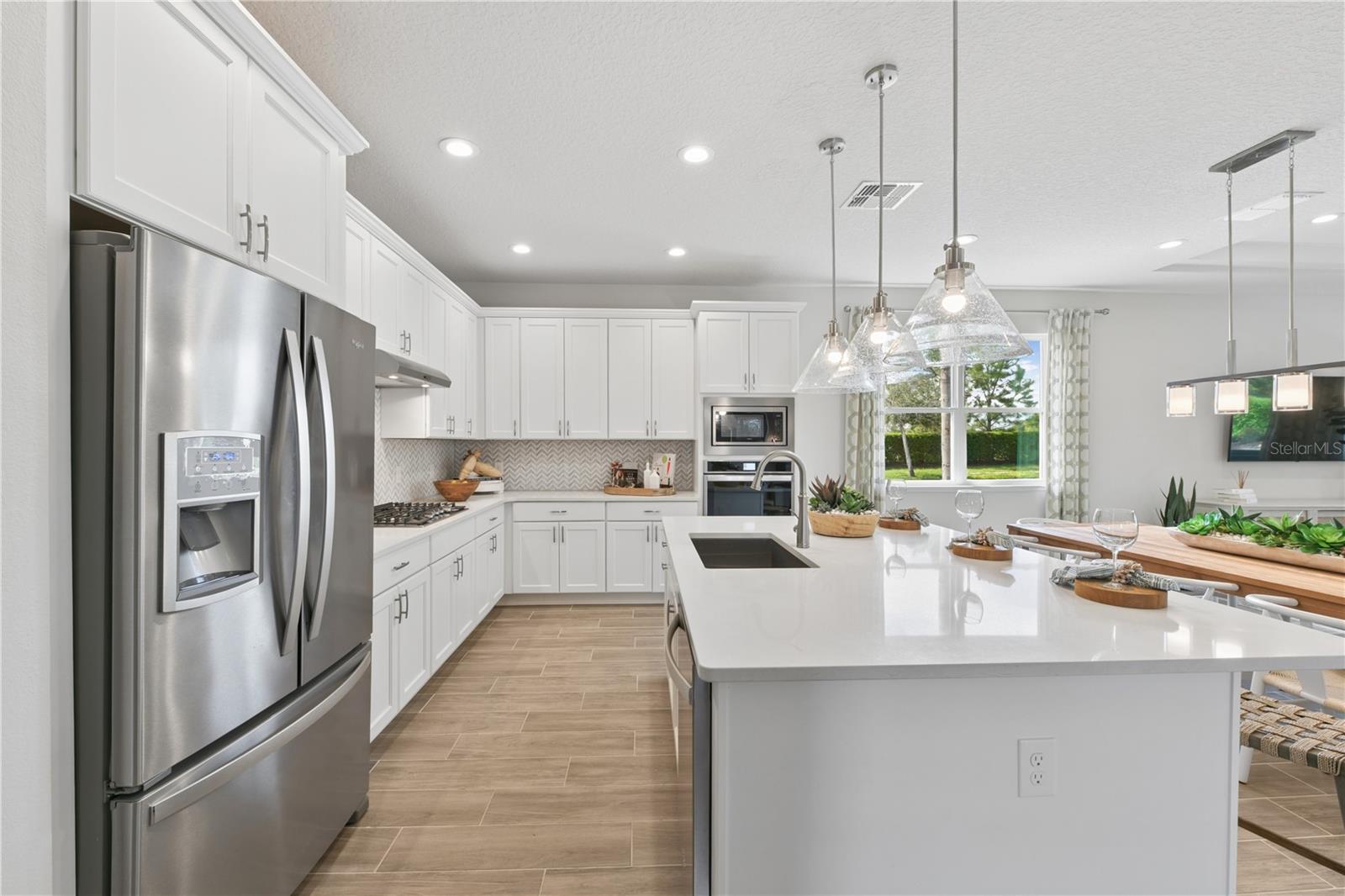 OAKS AT KELLY PARK - Residential