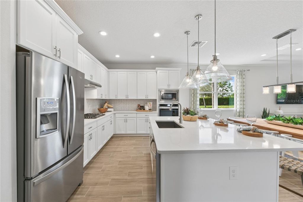 Photo of 2418 Park Ridge Street, Apopka, FL 32712 (MLS # O6392828)