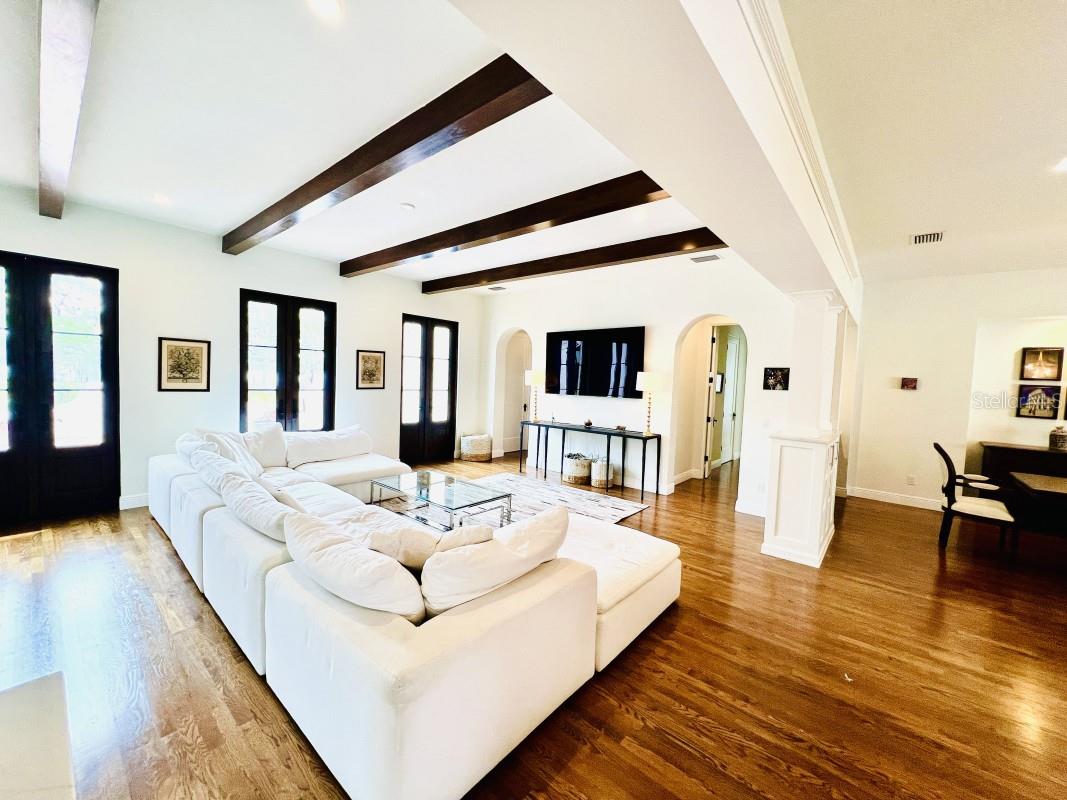 IVANHOE PARK REP - Residential