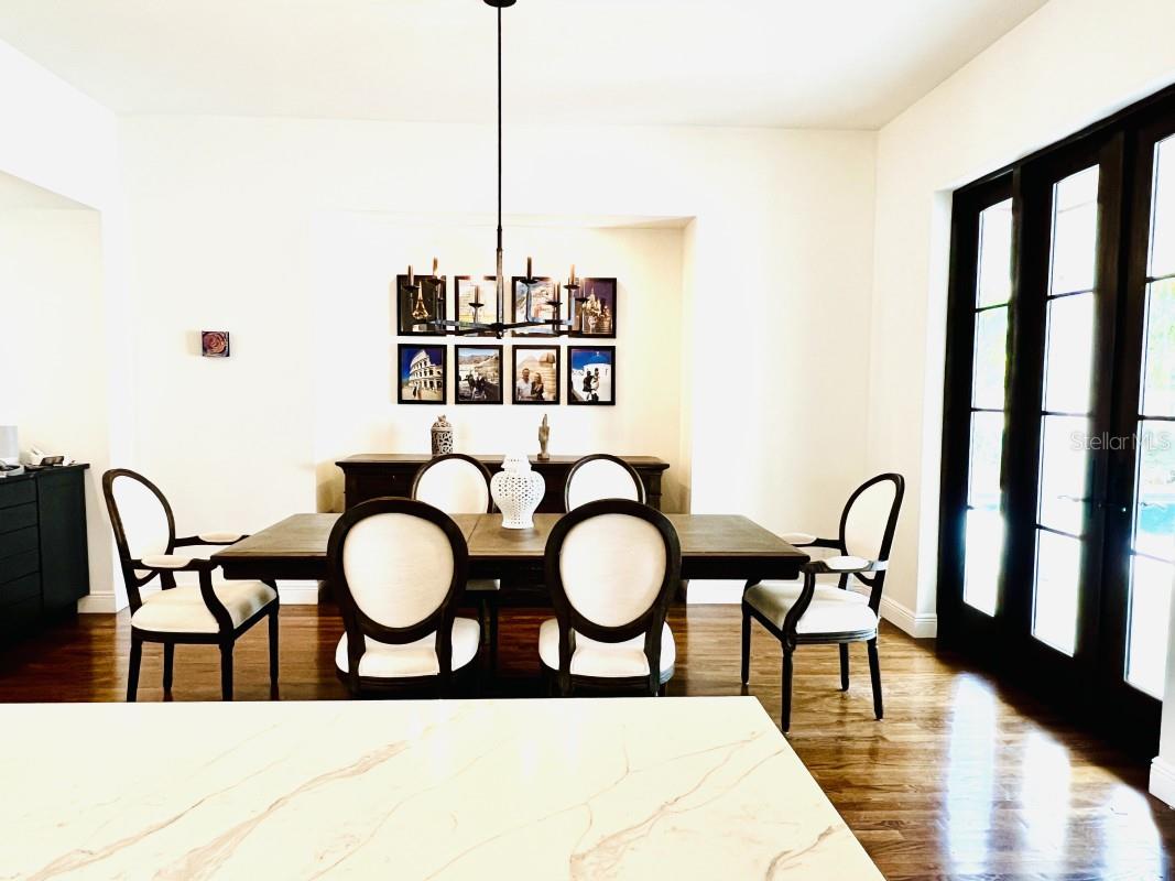 IVANHOE PARK REP - Residential