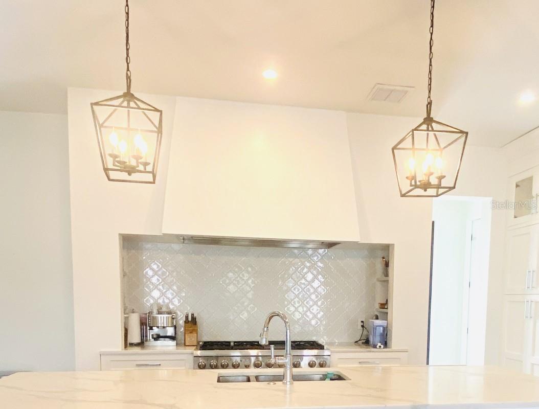 IVANHOE PARK REP - Residential