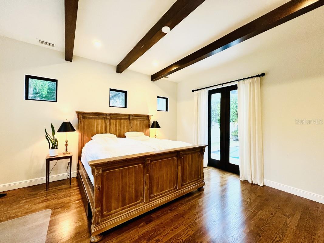 IVANHOE PARK REP - Residential